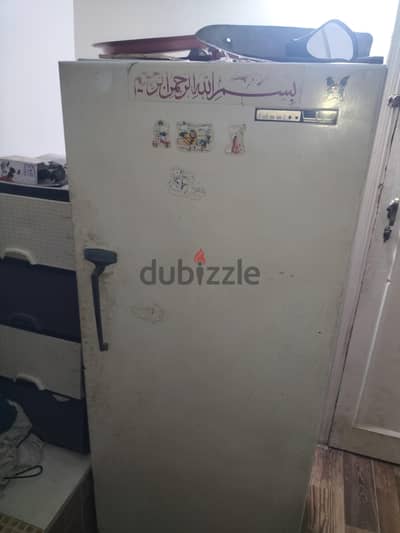تلاجه ايديال