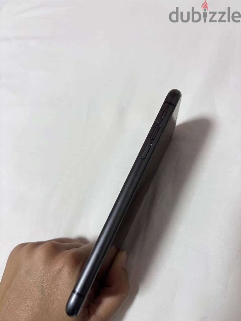 Apple - iPhone 11 3