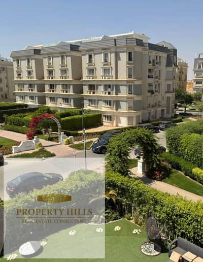 Special discount apartment with a roof for immediate sale from Mountain View with a sea view on landscaping - Mountain View Hyde Park - Fifth Settlement