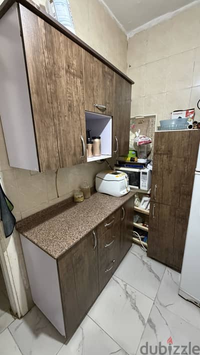 مطبخ بحالة جيدة