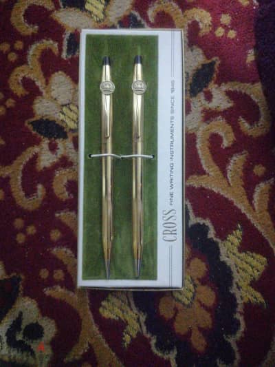 أقلام Cross و Gerrard و Sheaffer