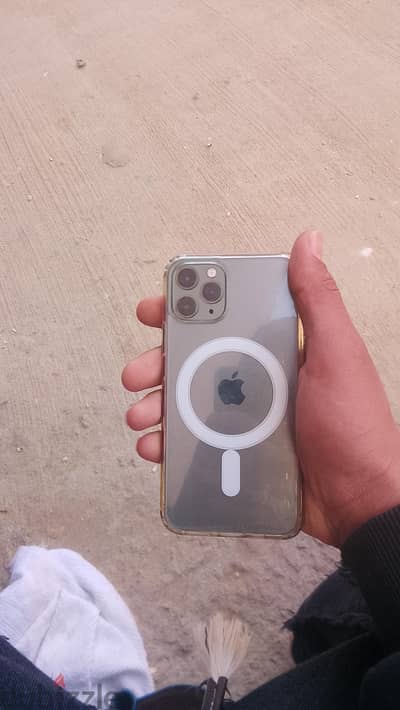 آبل - آيفون 11 برو
