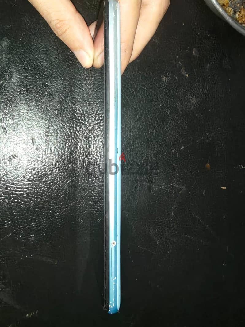 Realme 7i 5