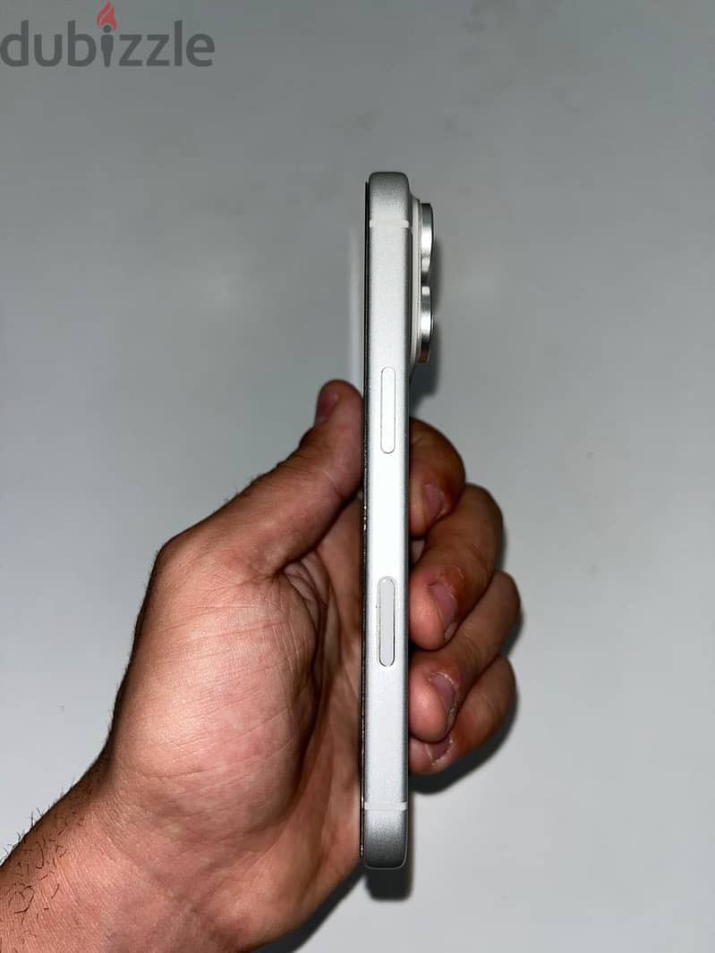 Apple - iPhone 17 Pro 2