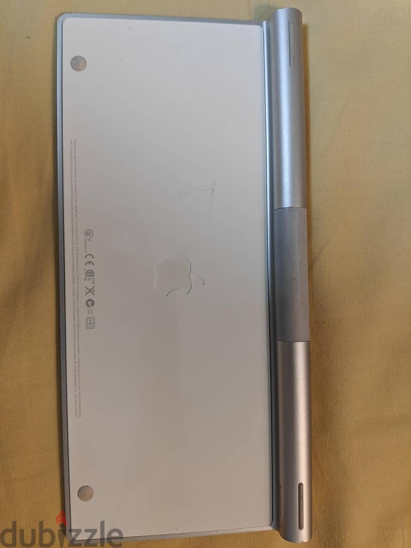 Apple original wireless keyboard 1