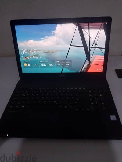 لابتوب فجيتسو lifebook A557
