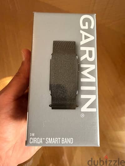 Brand New Garmin Cirqa Smartwatch – Sealed !!