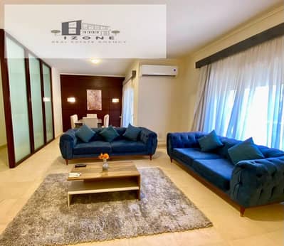 شقة ايجار مفروش حديقة خاصة فيلدج جيت **Village Gate New Cairo** 160 متر \+ حديقة 60 متر 2 غرفة نوم 2 حمام