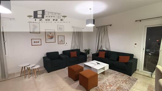 شقة مفروشة بالكامل للإيجار في ميفيدا **Mivida New Cairo** 3 غرف نوم 4 حمامات غرفة مربية فيو حمام سباحة