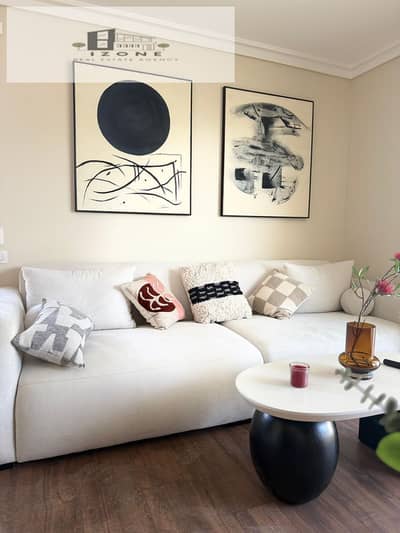 ستوديو مفروش بالكامل للإيجار في سوديك فيليت V Residence Sodic Villette New Cairo 40 متر + تراس 200 متر موقع مميز