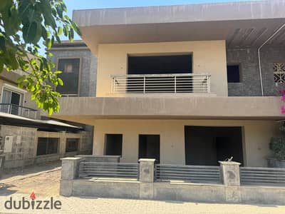 فيلا بارك للبيع في نيو جيزة Ivory Hill  Phase 2  -  فيو جولف مباشر  بمساحه  628م  مباني -  New Giza – Ivory Hill Phase 2  Sheikh Zayed