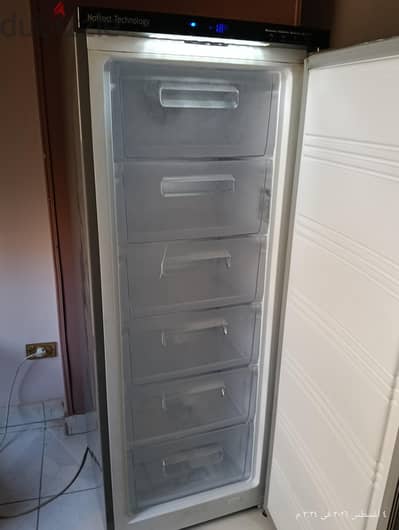 ديب فريزر ٦ دورج