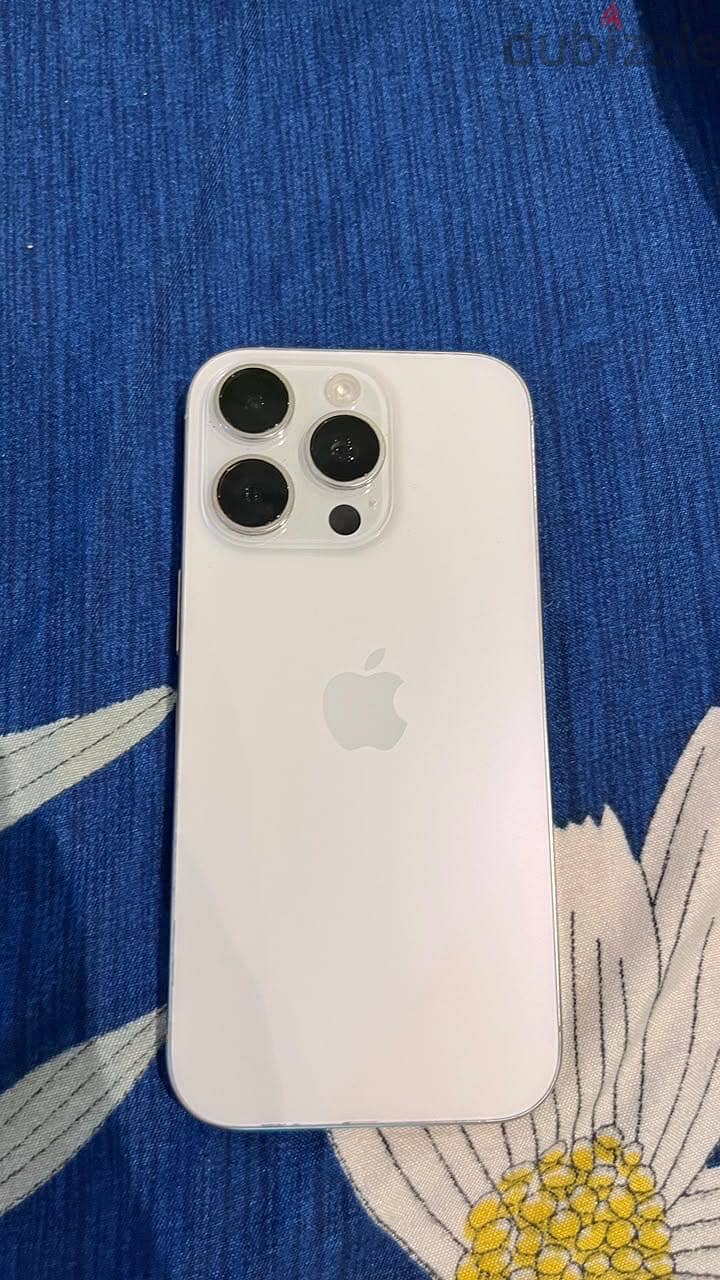 Apple - iPhone 16 Pro 1