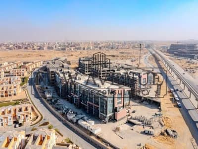 بنك للبيع 330 متر في 360 LMD ؛ جولدن سكوير - AC 009