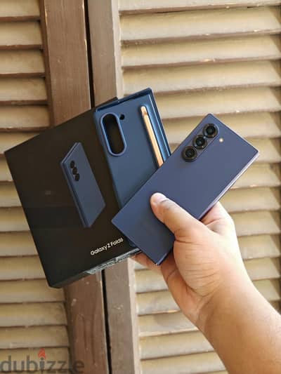 Samsung Z Fold 6 256 كسر زيرو بكل مشتملاته معفي ضريبه معاه جراب بالقلم