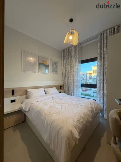 For rent, a chalet with a room and a hall directly from the owner in Jaya village, North Coast, Ras al-Hikma, furnished in a hotel-style and upscale.