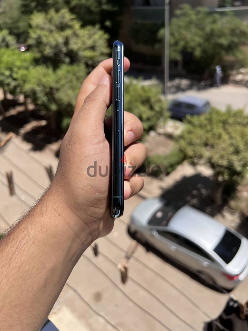 Apple - iPhone 11 Pro 1