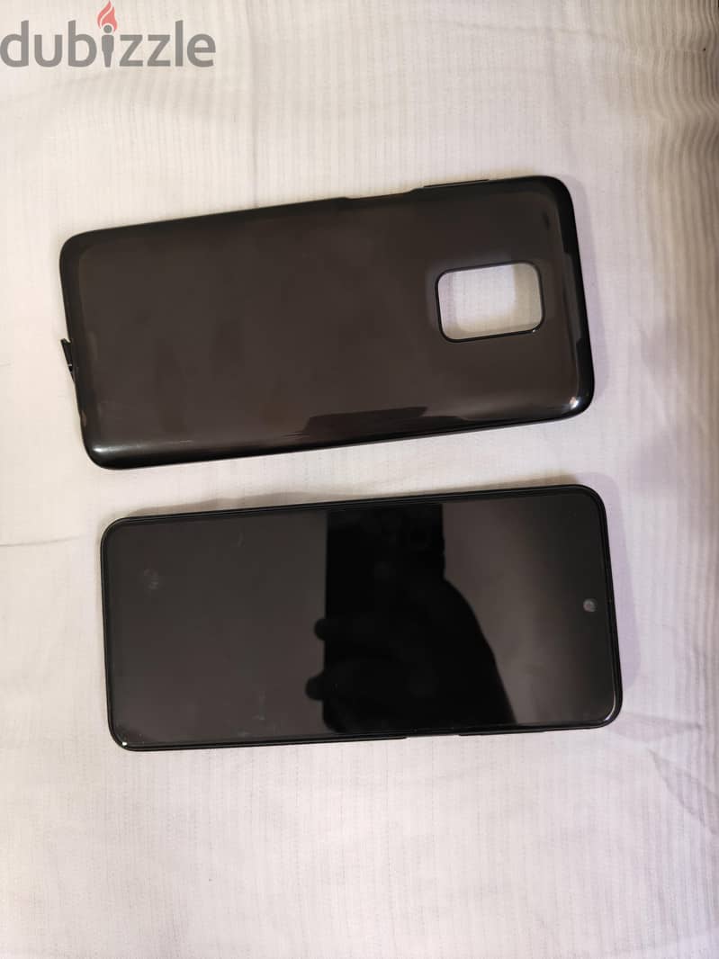 Xiaomi Redmi Note 9S 4