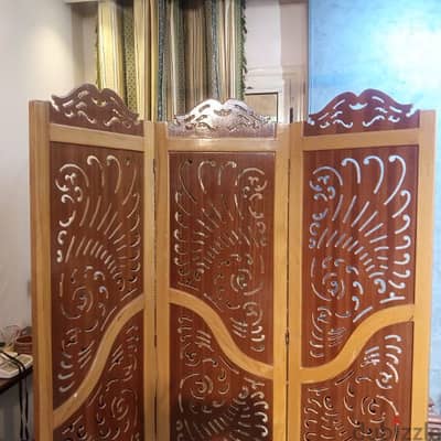 برافان خشب الطاووس