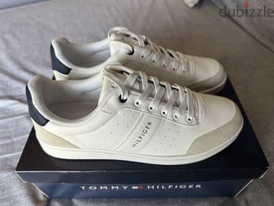 حذاء رجالى Tommy