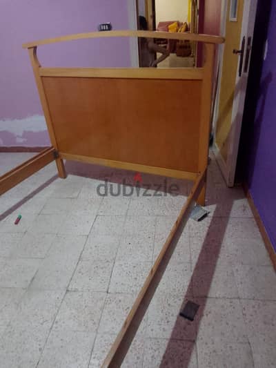 سرير موديل ايطالى