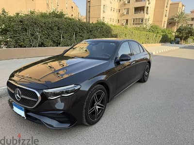 Mercedes-Benz E300 2025