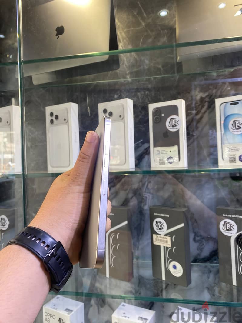 IPHONE 16 PRO MAX 256 USED GRAY 90 BATTERY 5