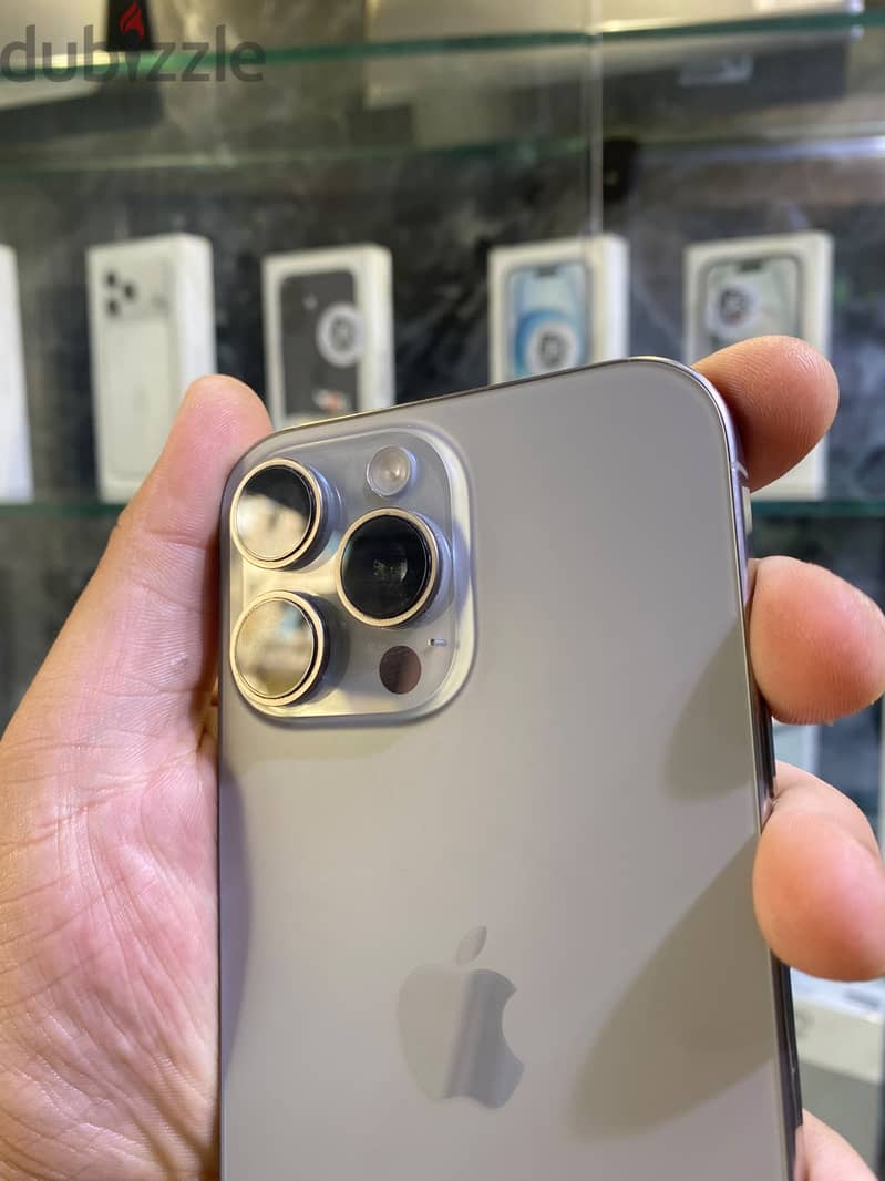 IPHONE 16 PRO MAX 256 USED GRAY 90 BATTERY 7