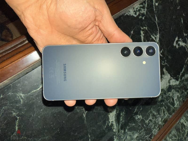 Samsung S25 FE 3