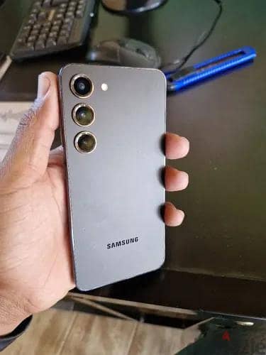 SAMSUNG GALAXY S23 3