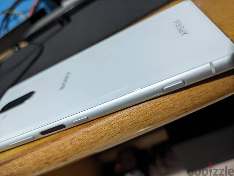 Sony Xperia 1 8