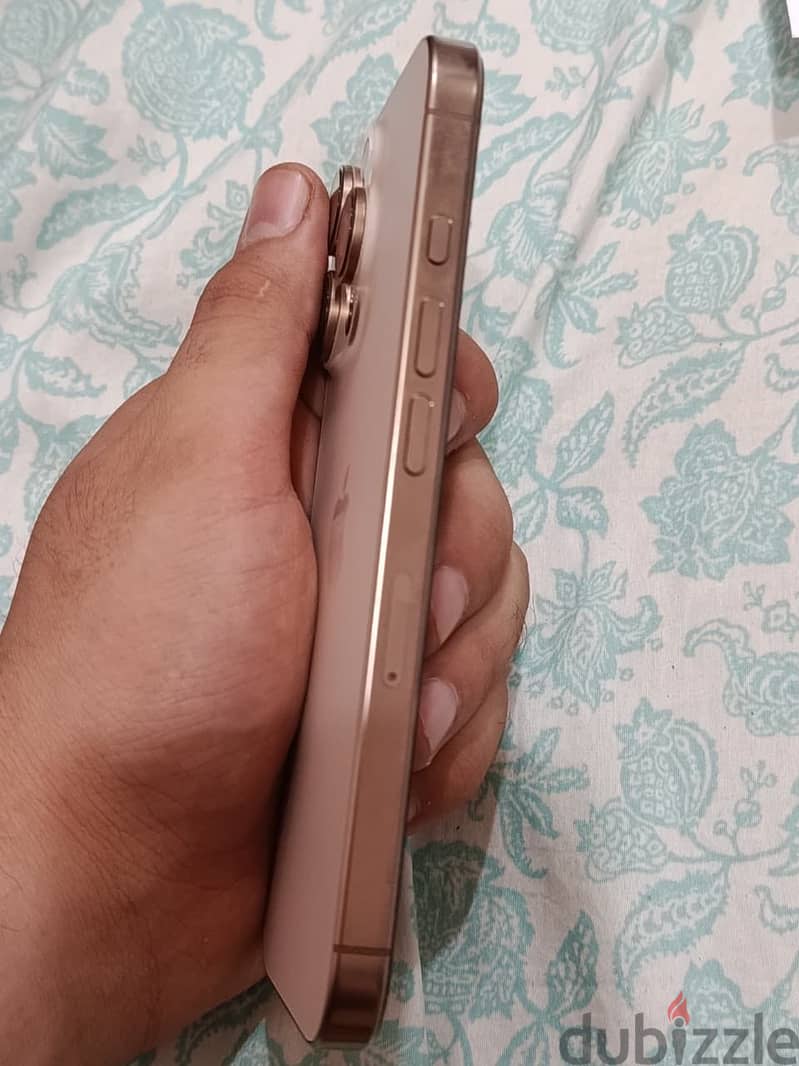 Apple - iPhone 16 Pro 4