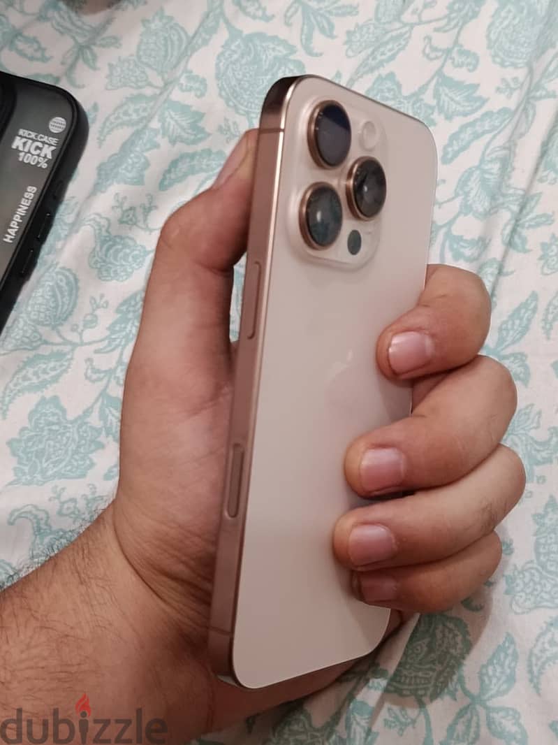 Apple - iPhone 16 Pro 7