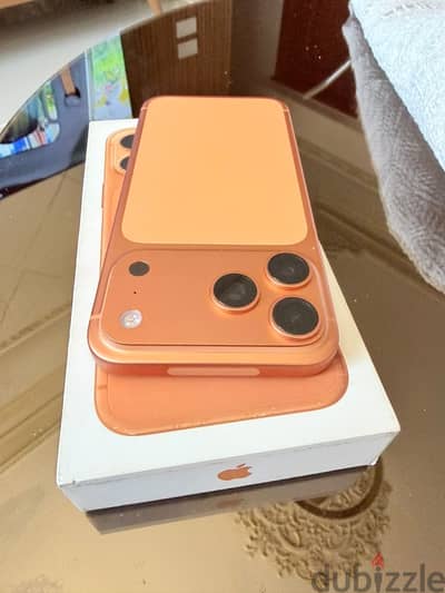 آبل - آيفون 17 برو