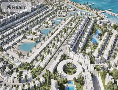 شاليه بغرفتي نوم بإطلالة على المارينا والبحر | سولت من تطوير مصر | 8.8 مليون جنيه مصري