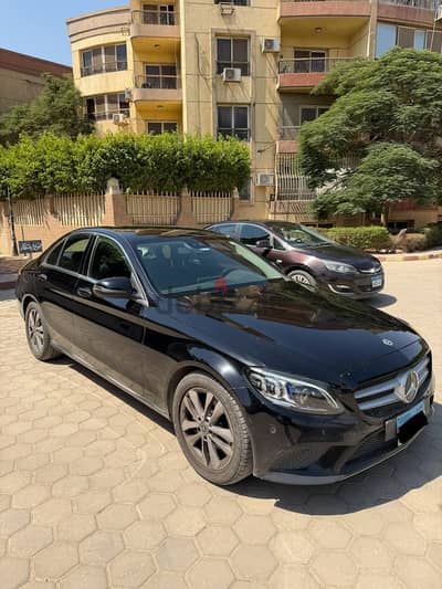 Mercedes-Benz C200 2019 Hybrid