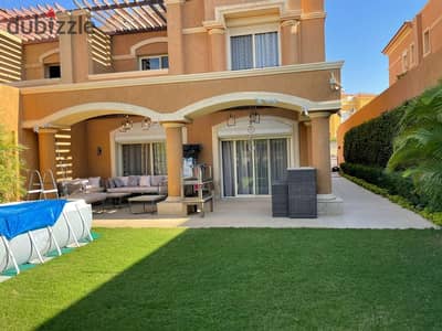 توين هاوس للبيع في Royal Meadows الشيخ زايد  بمساحه 480م - أرض  340م مباني  - تشطيب كامل