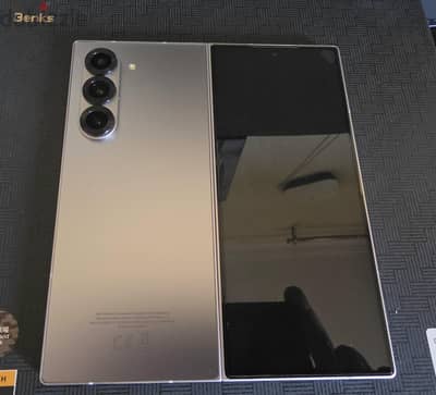 Samsung Z Fold 6