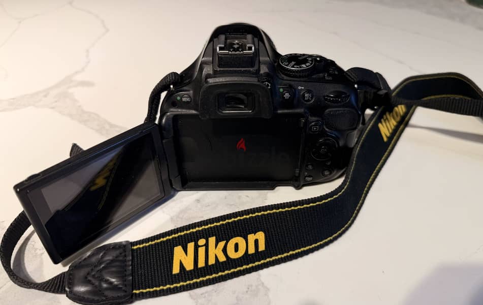 Nikon D5200 DSLR Camera 1