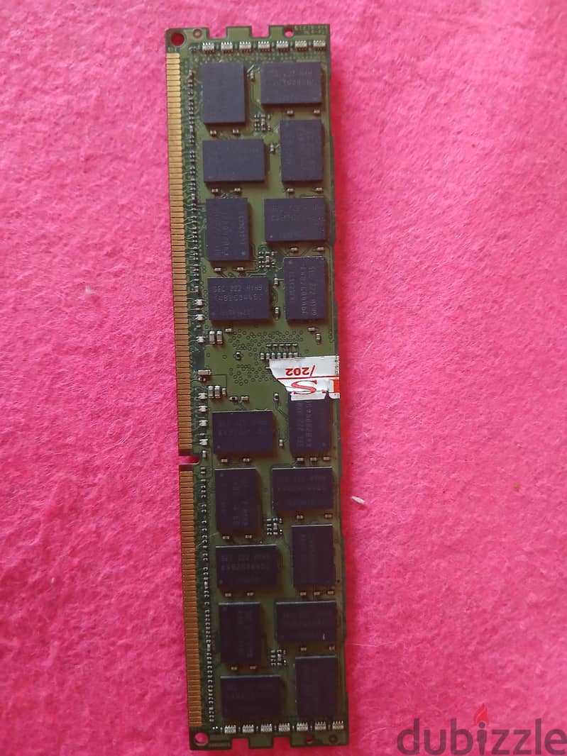 ram  ddr3 8G 10600R  servar 1