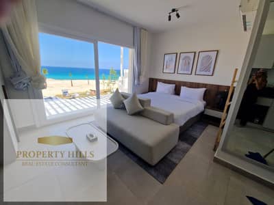هبيع أميز فيلا استلام فوري متشطبه بالكامل بالتكيفات والمطبخ full sea view