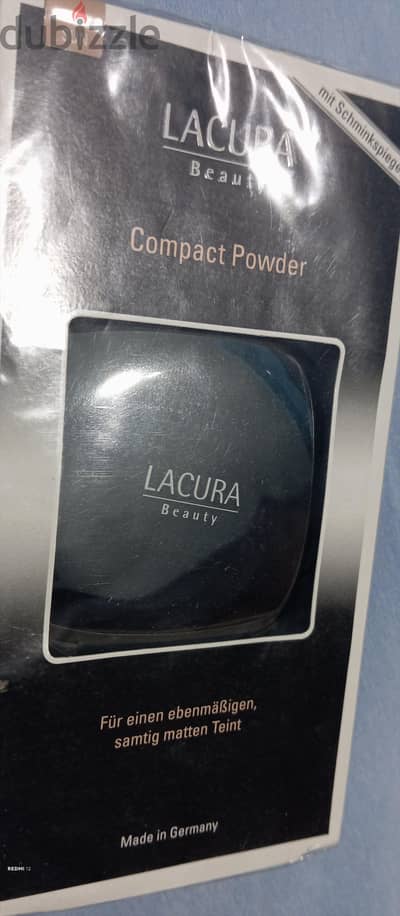 compact powder بودره مضغوطه