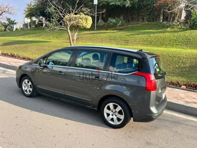 Peugeot 5008 2017