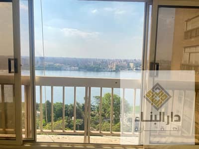 استثمر بالدولار وحدة للبيع مباشرة علي كورنيش النيل بالفرش و الاجهزة جاهزة للسكن في برج فندقي تابع انتركونتننتال في قلب القاهرة ريف دو نيل نوفارا