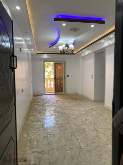 Apartment for ultra-super-lux finishing and sea view with all utilities suitable for a groom