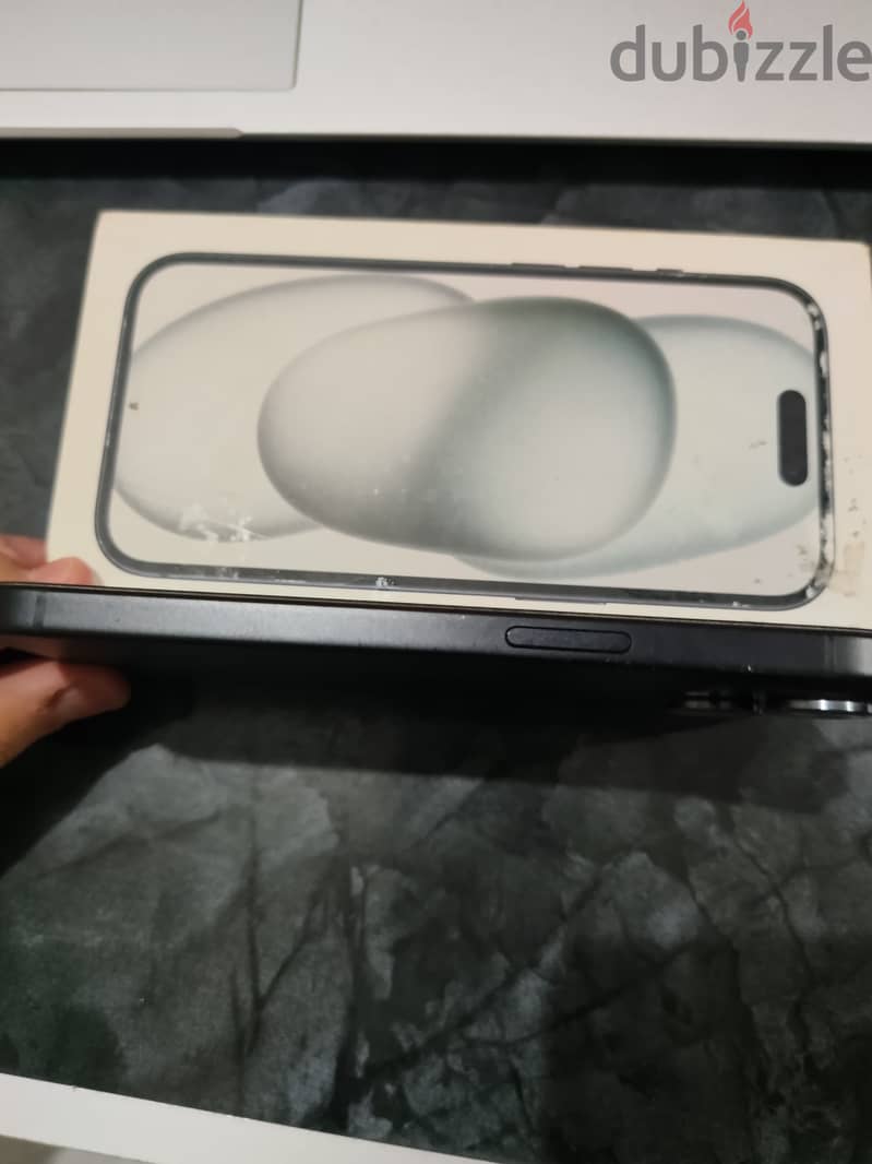 Apple - iPhone 15 4