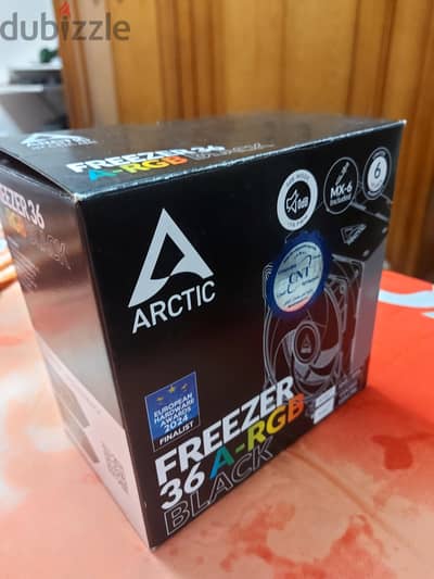 arctic freezer 36 rgb للبيع معاه ضمان مستمر