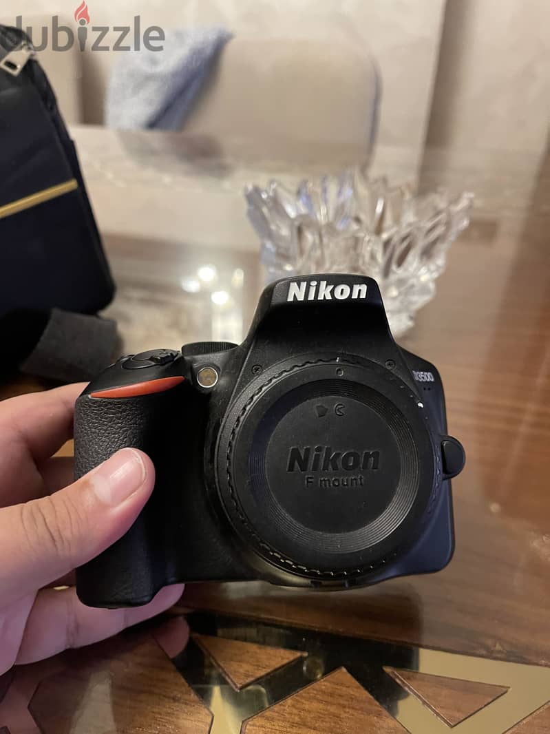 Nikon D3500 + 18-55 Lens 1