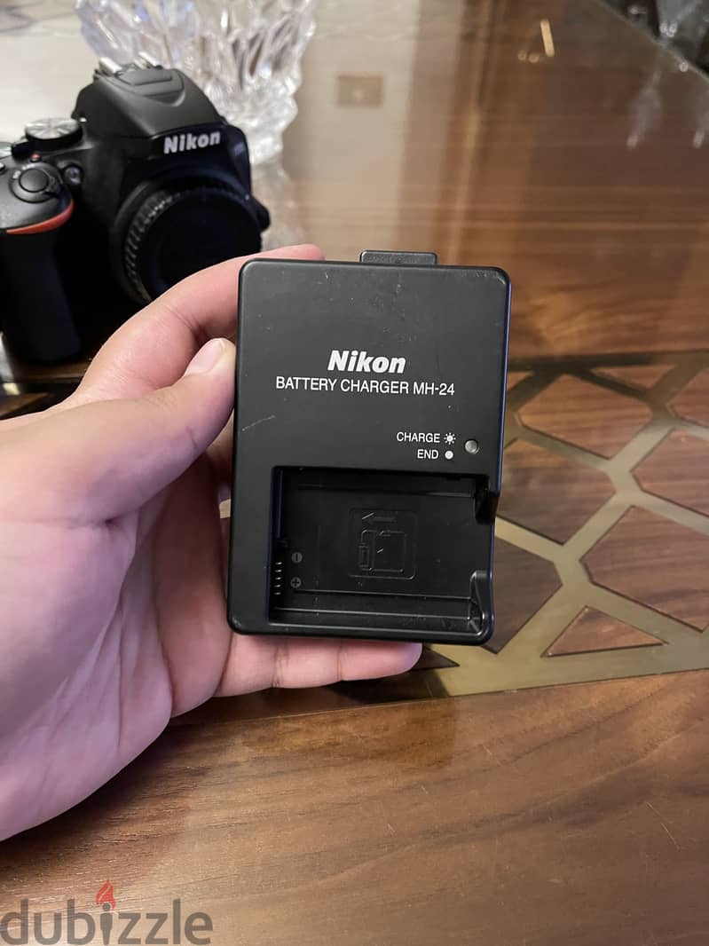Nikon D3500 + 18-55 Lens 9
