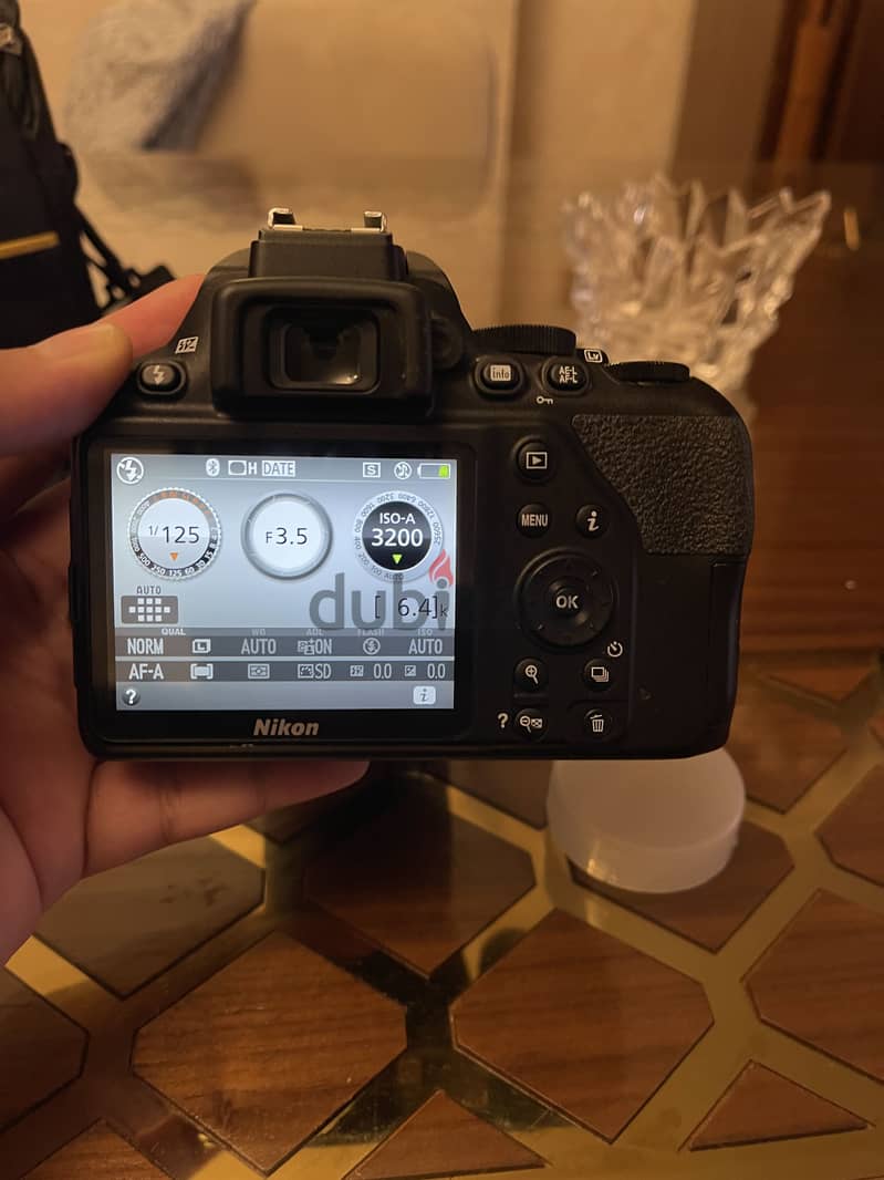 Nikon D3500 + 18-55 Lens 14